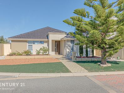 78 Bancoura Parkway, Secret Harbour WA 6173