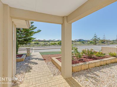 78 Bancoura Parkway, Secret Harbour WA 6173