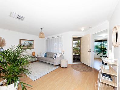 7 Rosebud Place, Halls Head WA 6210