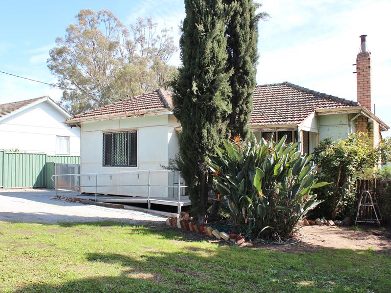 5 Perina Way, Northam