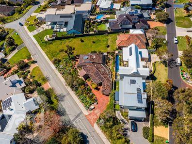 24 Malsbury Street, Bicton WA 6157