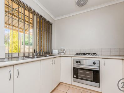 1/46 Randell Street, Mandurah WA 6210