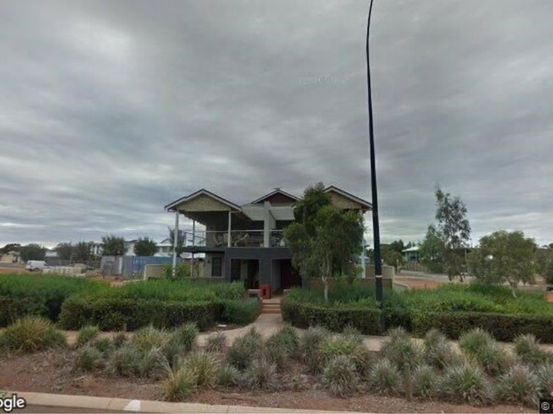 84 Aslett Drive, Karlkurla