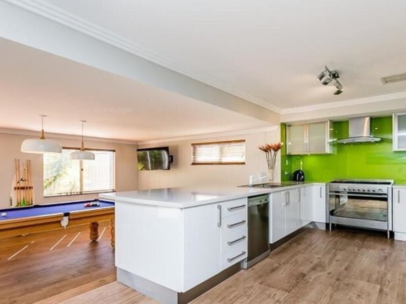 4 Squire Avenue, Heathridge