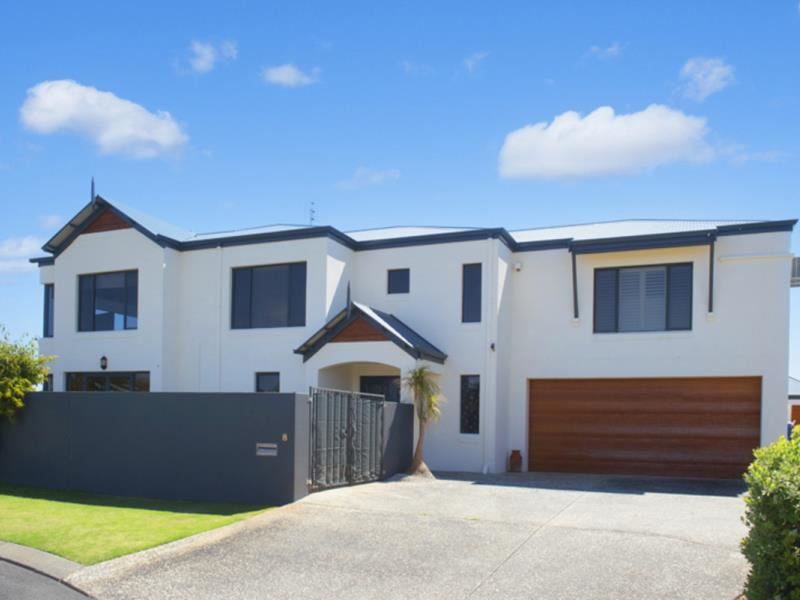 1/8 Riedle Close, Geographe