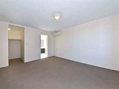 62 Somerly Drive, Clarkson WA 6030