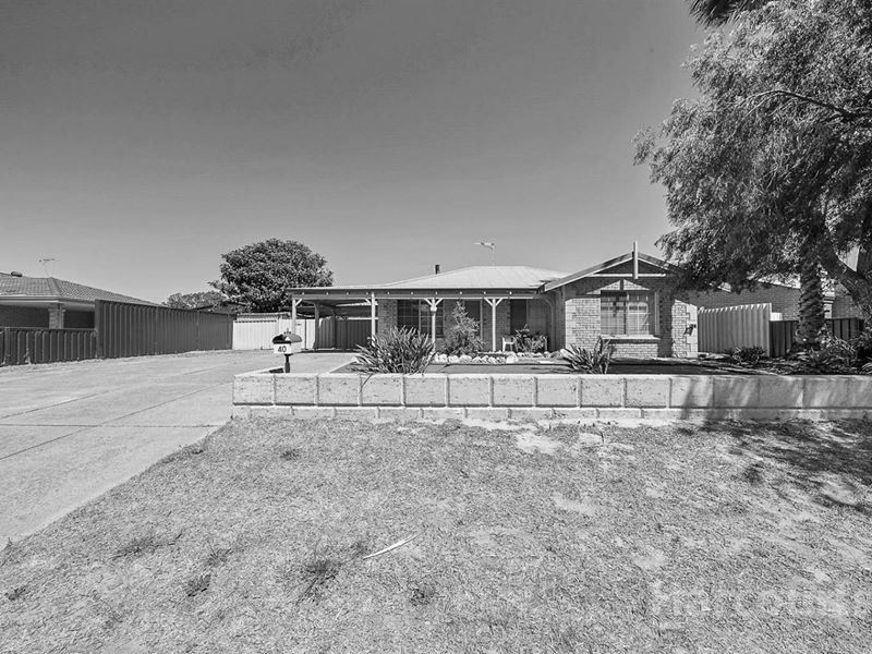 40 Cambridge Drive, Greenfields