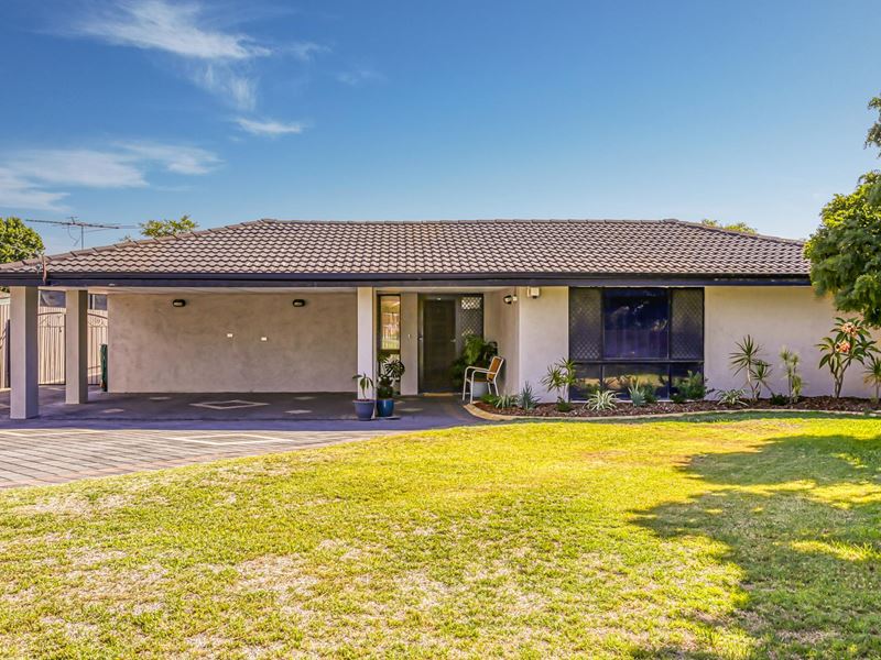 11 Kapok Court, Parkwood