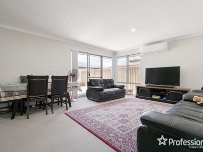 10/37 Oman Pass, Canning Vale WA 6155