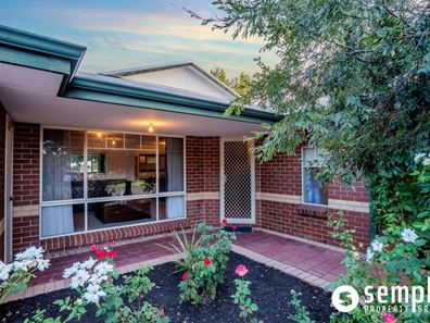 2 Oaten Retreat, Atwell WA 6164