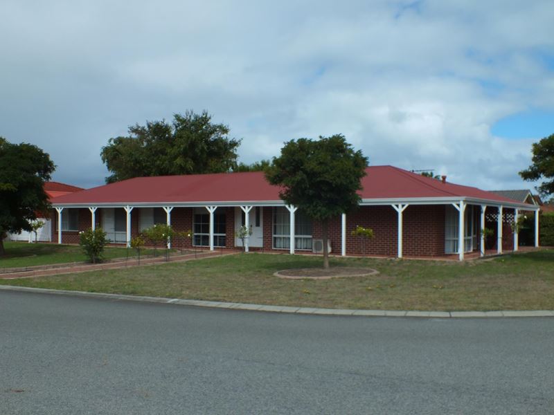 12 Sibbald Road, Bayonet Head