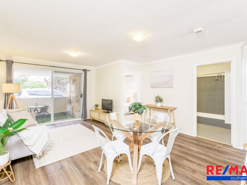 28/2 Pinewood Avenue, Kardinya