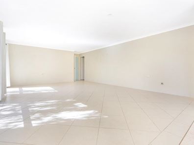 39 Round Hill Drive, Port Kennedy WA 6172