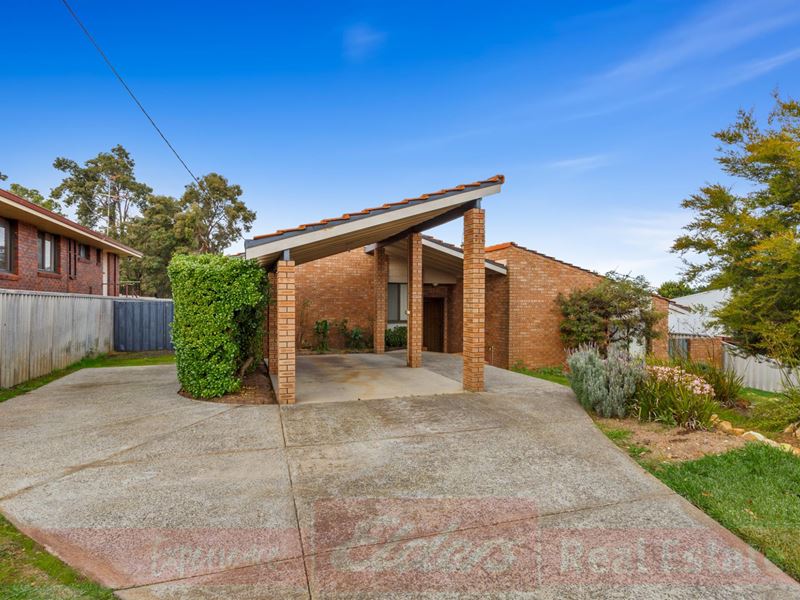 8 Spicer Street, Collie