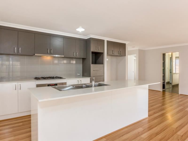 5 Whipbird Street, Baldivis WA 6171