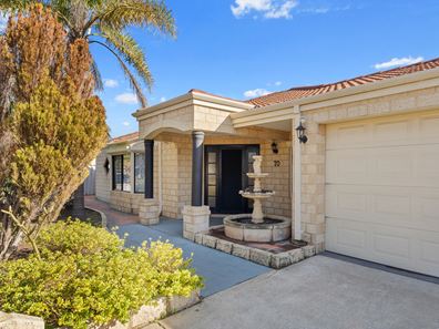 70 Chelmsford Ave, Port Kennedy WA 6172