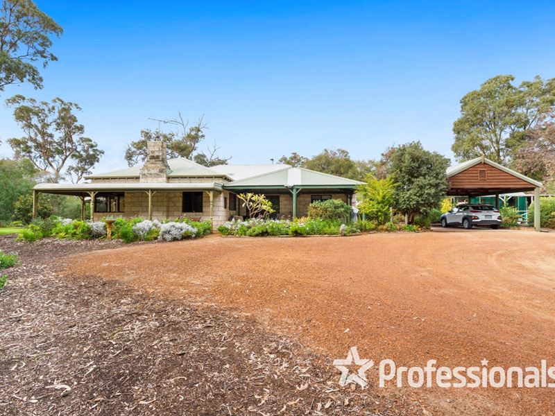 27 Knapp Drive, Leschenault WA 6233