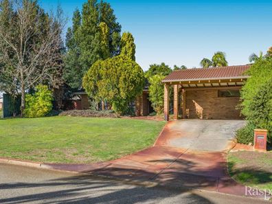 2 Faull Close, Leeming WA 6149