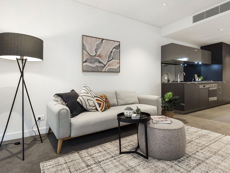 Apt 418, 1 Kyle Way, Claremont