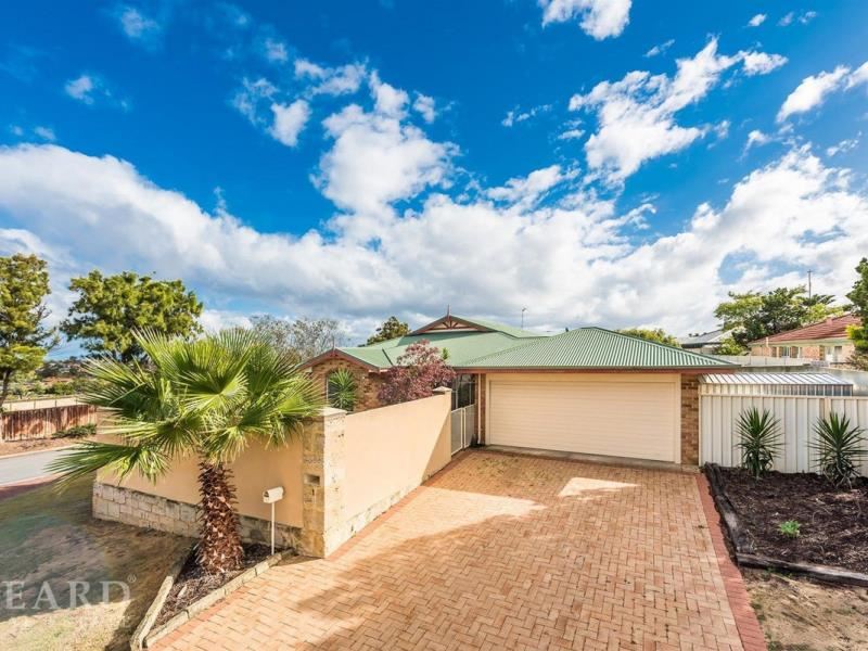 1 Leveque Ramble, Ridgewood
