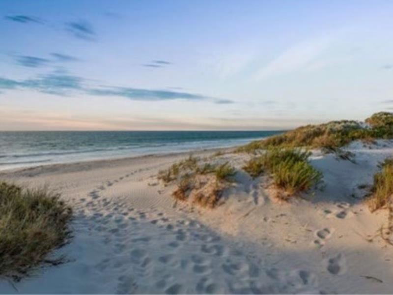 16 St Ives Loop, Kallaroo