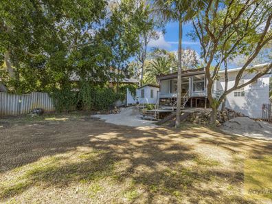 180 Kalamunda Road, Gooseberry Hill WA 6076