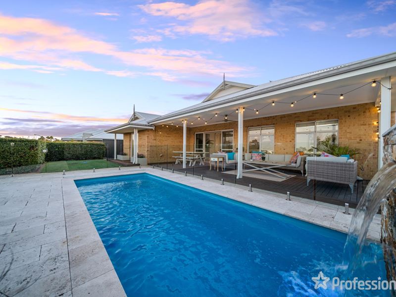 25 Thomby Avenue, Aveley