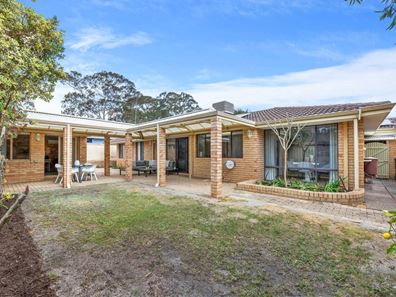 8B Ness Road, Applecross WA 6153