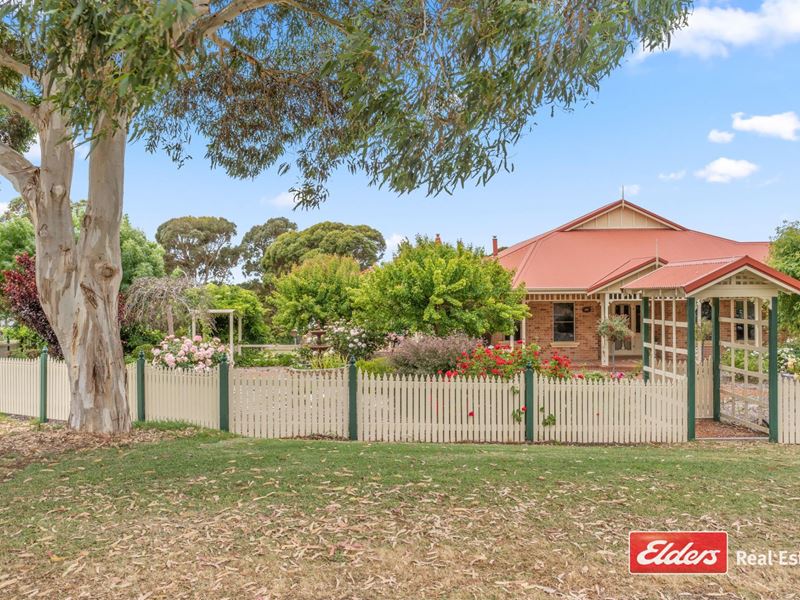 93 Deloraine  Drive, Warrenup