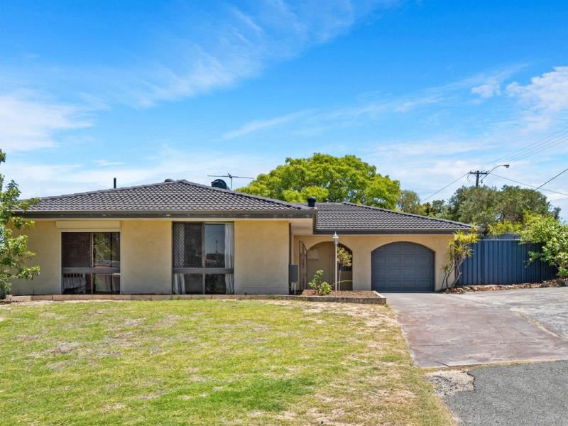 11 Howitt Road, Padbury