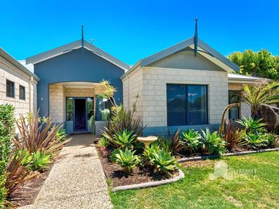 27 Naroona Drive, Dalyellup WA 6230