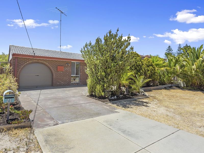21 Peet Crescent, Trigg