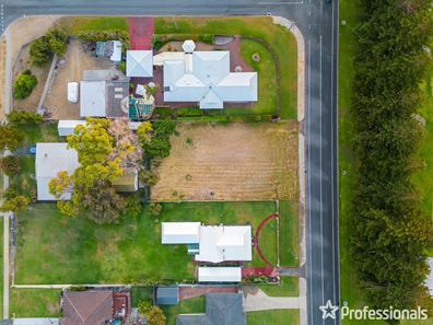 210 Arcadia Drive, Shoalwater WA 6169