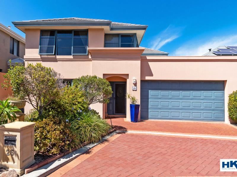 25 Halliday Grove, Hillarys