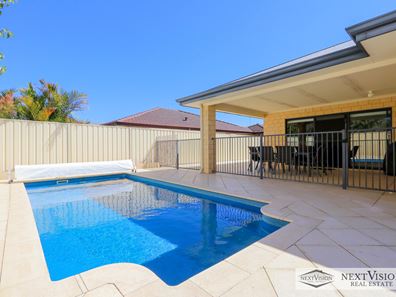 5 Panton Drive, Success WA 6164