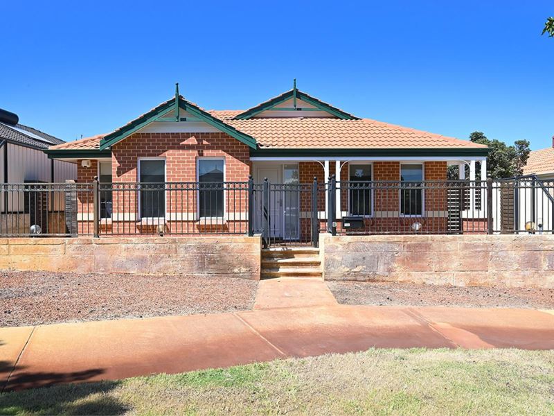 8 Homestead Drive, Clarkson