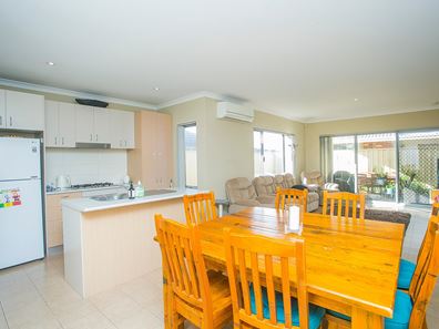 20 Seashells Crescent, Singleton WA 6175