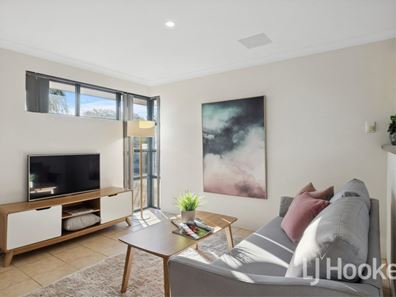 2/50 Norman Street, St James WA 6102