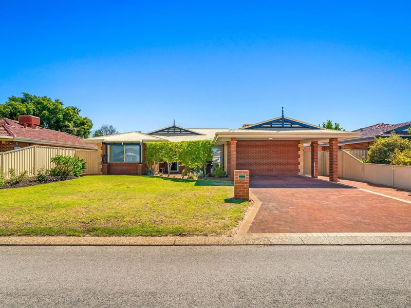 4 Blakemore Retreat, Huntingdale WA 6110