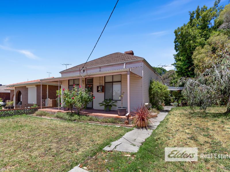 43 Roberts Street, Collie
