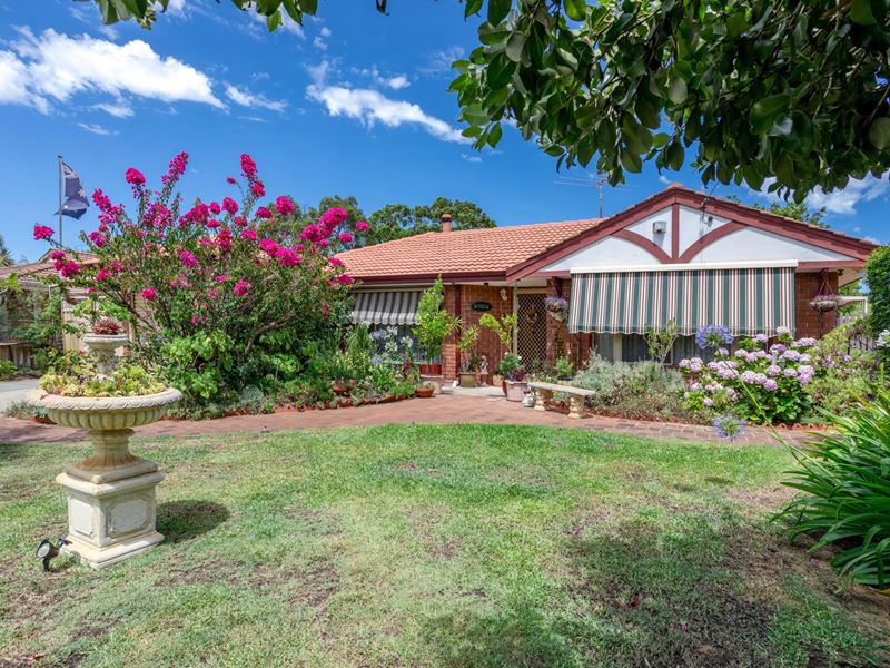 5 Nagambie Close, South Lake