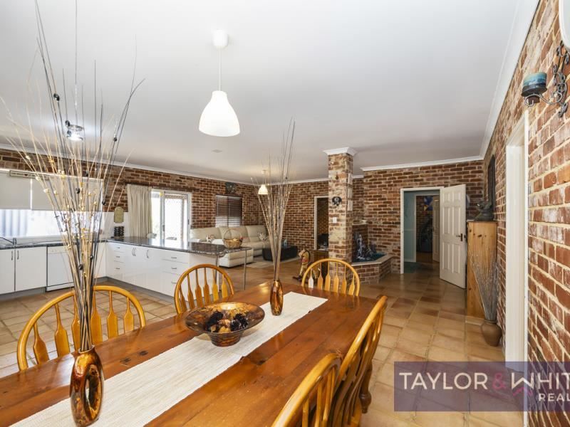 81 Aldersea Circle, Clarkson