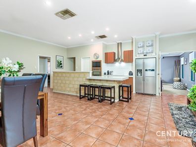 14 Audley Place, Canning Vale WA 6155