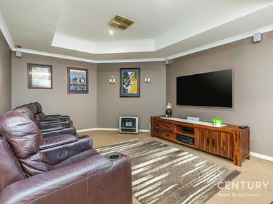 14 Audley Place, Canning Vale WA 6155