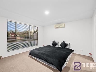 77 Mclean Road, Canning Vale WA 6155