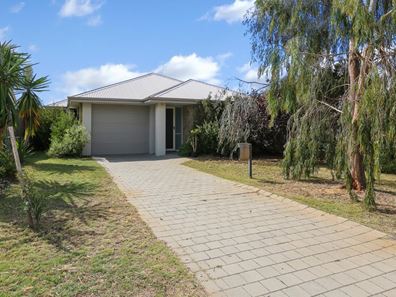 8 Leontes Way, Coolbellup WA 6163