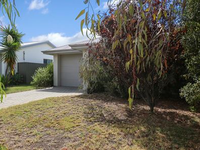 8 Leontes Way, Coolbellup WA 6163