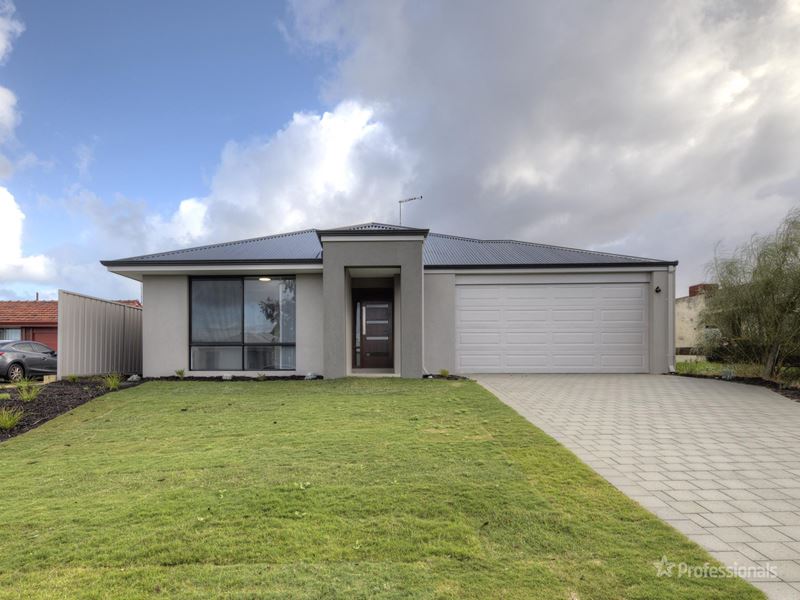 33 Currajong Crescent, Craigie WA 6025