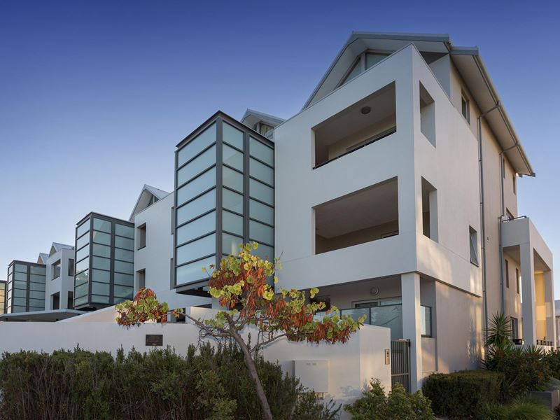 13/28 Banksia Terrace, South Perth