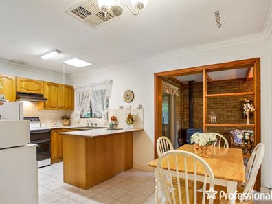 52 Gosnells Road West, Maddington WA 6109